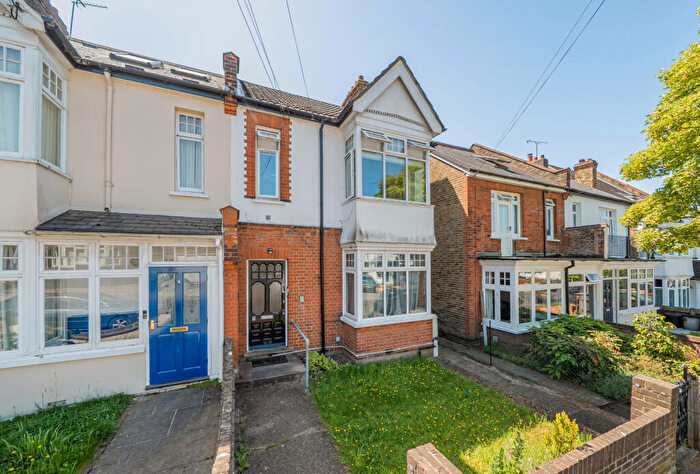 1 Bedroom Apartment For Sale In Blenheim Road, Bromley, BR1