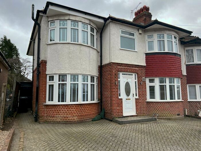 Studio To Rent In Wilton Road, Cockfosters, EN4