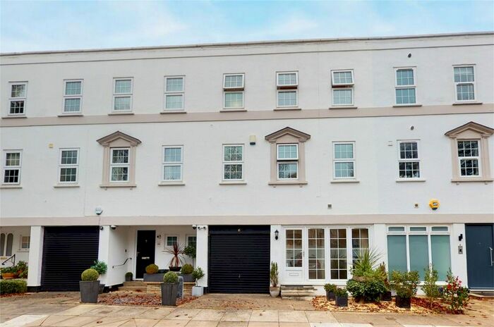 4 Bedroom Terraced House To Rent In Montpellier, Cheltenham, Gloucestershire, GL50