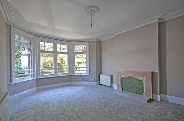 1 Bedroom Flat To Rent In Oakfield Road, Newport, NP20