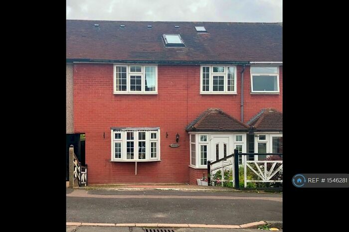 4 Bedroom Terraced House To Rent In Burrow Road, Chigwell, IG7
