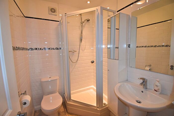 2 Bedroom Flat For Sale In Dickson Wharf, Wharf Road, Whaley Bridge, High Peak, SK23