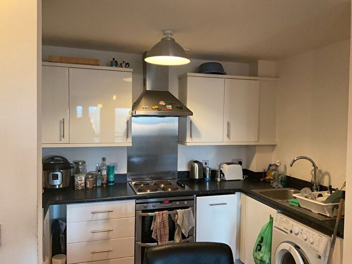 2 Bedroom Flat To Rent In Harry Zeital Way, London, E5