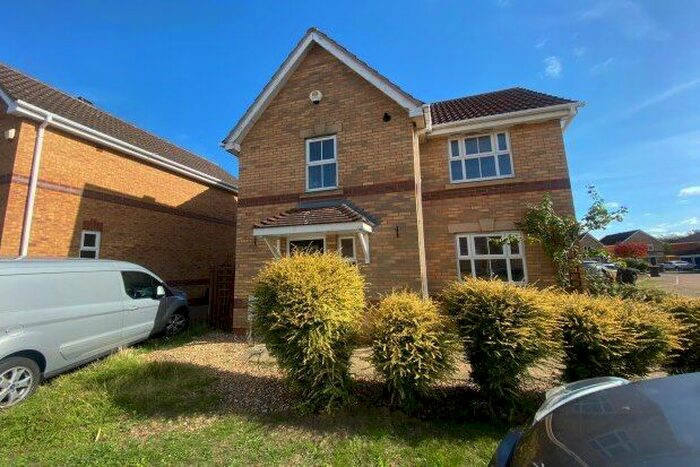 3 Bedroom Property To Rent In Sundew Close, Bedford, MK42