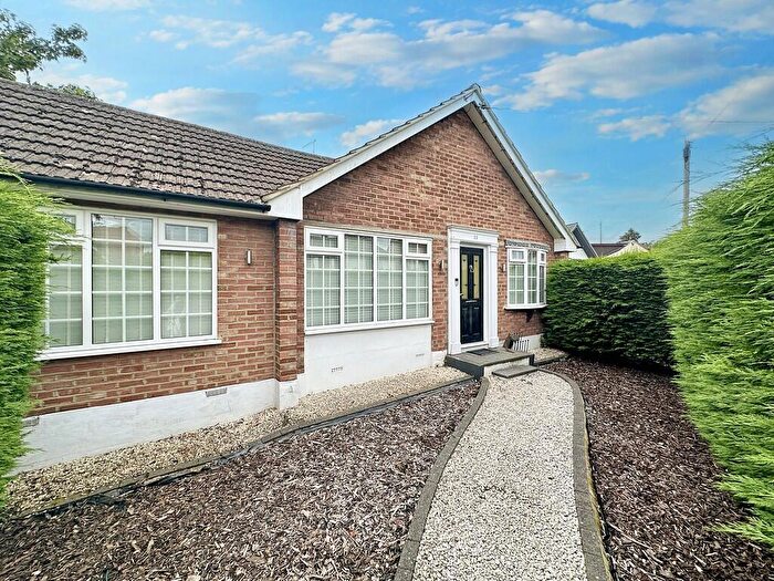 3 Bedroom Detached Bungalow To Rent In Mons Avenue, Billericay, CM11
