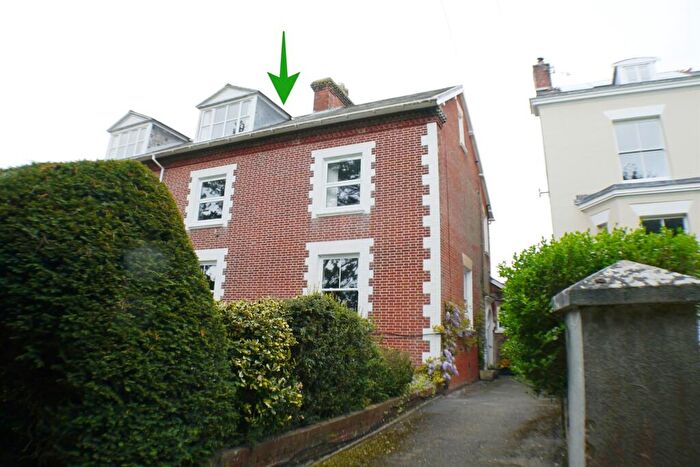 2 Bedroom Flat To Rent In Salisbury, SP1