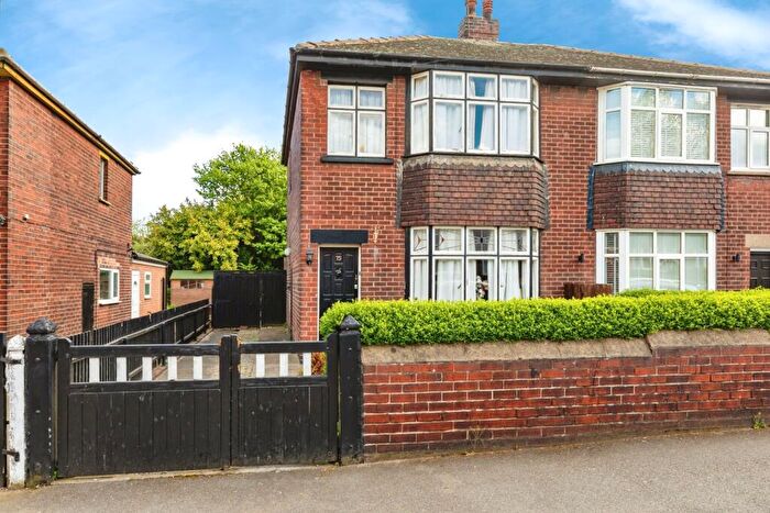 3 Bedroom Semi-Detached House For Sale In Ferrars Road, Sheffield, South Yorkshire, S9