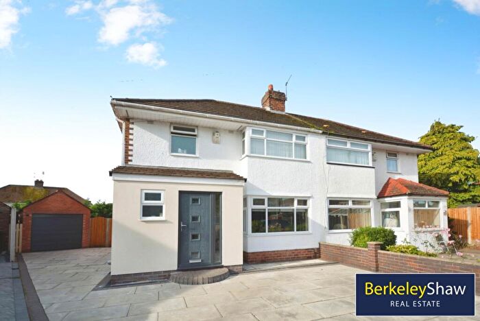3 Bedroom Semi Detached House For Sale In Oakhill Close, Maghull, Liverpool, L31