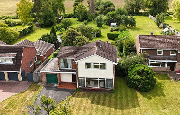 4 Bedroom Detached House For Sale In Riverside Close, Laverstock, Salisbury, Wiltshire, SP1