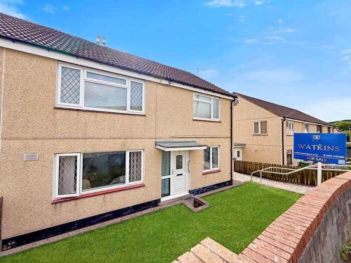 2 Bedroom Maisonette For Sale In Bevan Close, Trethomas, CF83