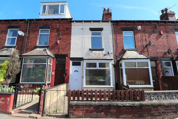 4 Bedroom Terraced House To Rent In Aston Street, Leeds, LS13