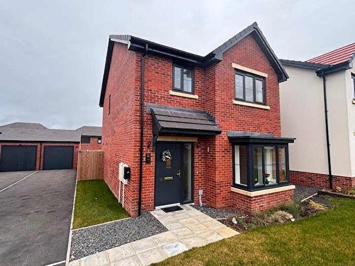 3 Bedroom Detached House To Rent In Leese Avenue, Preston, Lancashire, PR3