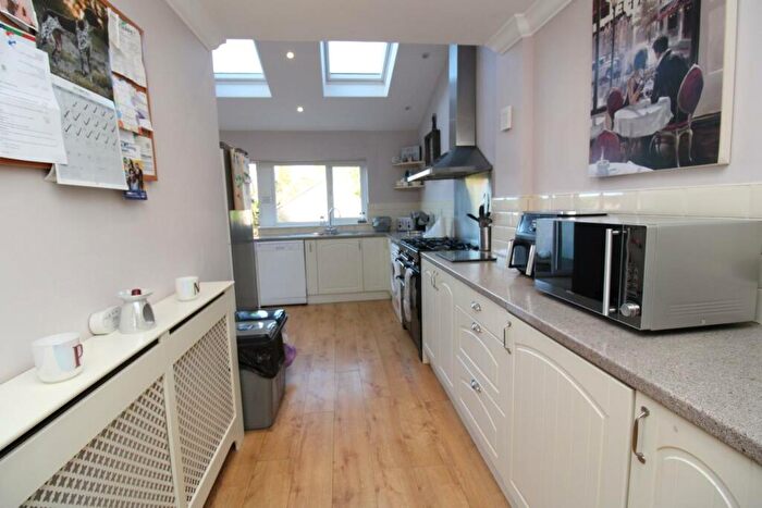 3 Bedroom End Of Terrace House For Sale In Middle Road, Bristol, BS15