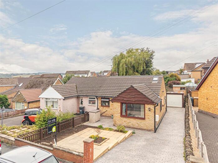 3 Bedroom Semi-Detached Bungalow For Sale In Hoults Lane, Greetland, Halifax, HX4