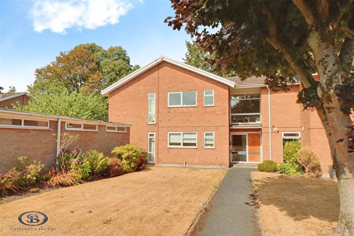 2 Bedroom Flat For Sale In Mere Court, Sandbach Road North, Alsager, ST7