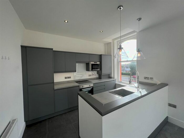 2 Bedroom Flat To Rent In Bargate, Grimsby, DN34