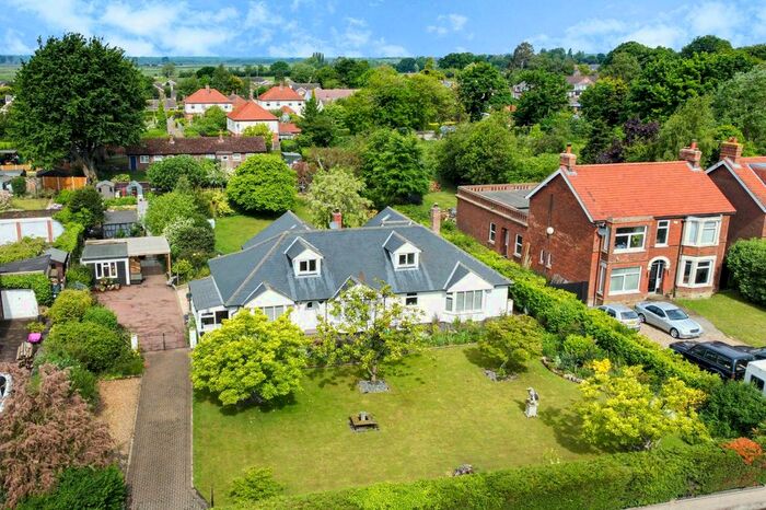 4 Bedroom Detached Bungalow For Sale In Station Road, Cantley, Norwich, NR13