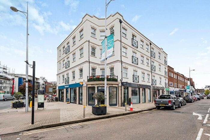 1 Bedroom Apartment To Rent In Walton-on-Thames, Surrey, KT12