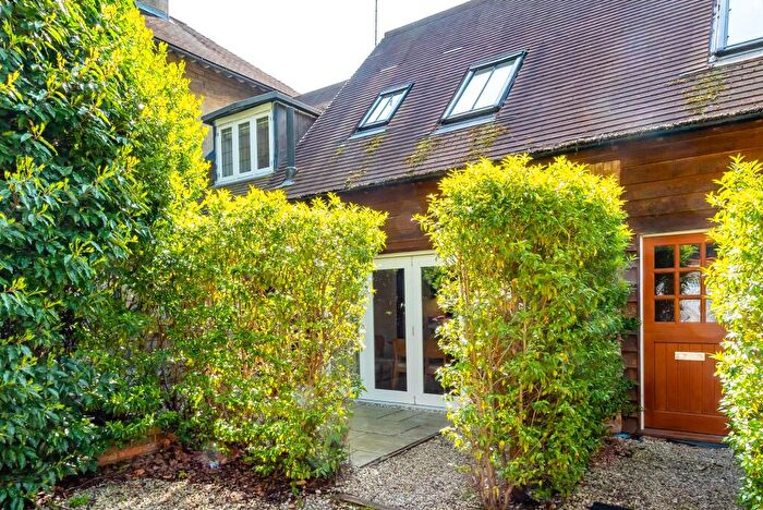 2 Bedroom Cottage For Sale In Headington Road, Headington, OX3