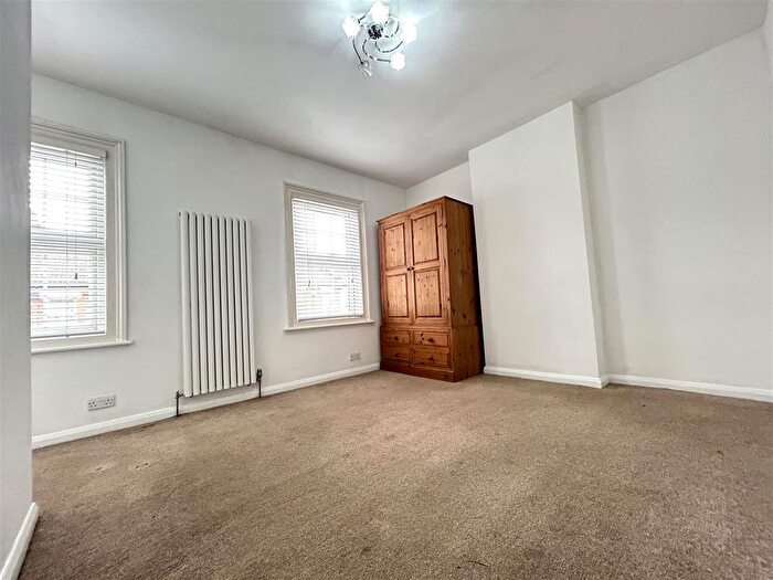 2 Bedroom End Of Terrace House To Rent In Key Road, Clacton-On-Sea, CO15