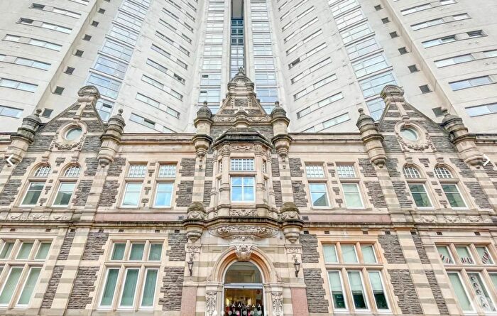 3 Bedroom Apartment To Rent In Bute Terrace, Altolusso Bute Terrace, CF10