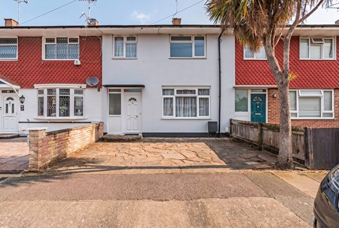 2 Bedroom Terraced House For Sale In Pynham Close, Abbey Wood, London, SE2