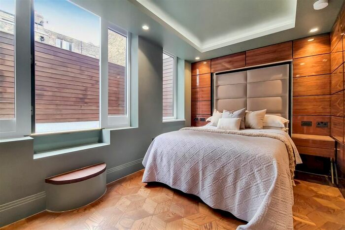 2 Bedroom Detached House To Rent In Cheval Place, London, SW7