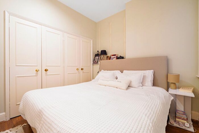 2 Bedroom Flat To Rent In Culworth House, - Allitsen Road, NW8