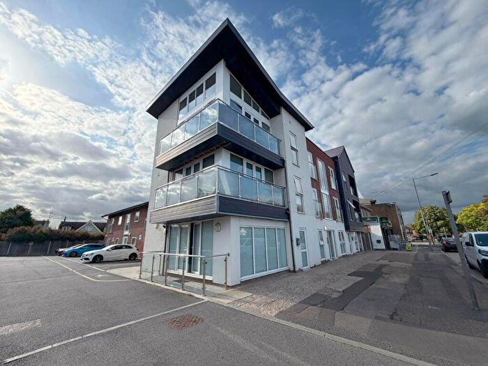 2 Bedroom Flat To Rent In Viscount House, Rochford Road, Southend On Sea, SS2