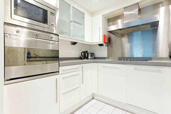 1 Bedroom Flat To Rent In The Grainstore, Western Gateway, E16