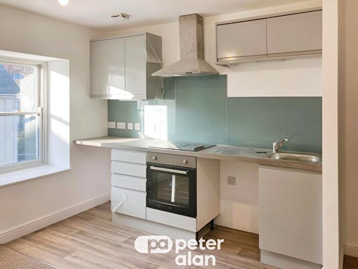 1 Bedroom Flat To Rent In Pontmorlais, Merthyr Tydfil, CF47