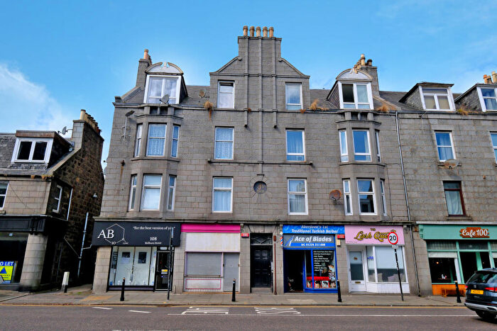 2 Bedroom Flat For Sale In Holburn Street, Aberdeen, AB10