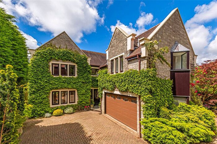 4 Bedroom Detached House For Sale In Hollybush Lane, Stoke Bishop, Bristol, BS9