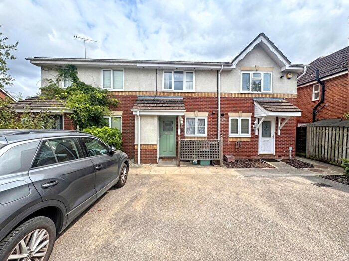 2 Bedroom Terraced House For Sale In Bell View, St. Albans, AL4