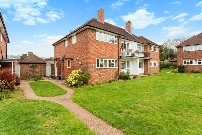 2 Bedroom Flat To Rent In Reigate Road, Reigate, RH2