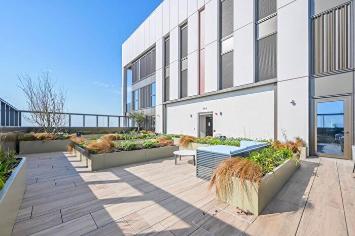 1 Bedroom Flat For Sale In One Thames Quay, Canary Wharf, London, E14