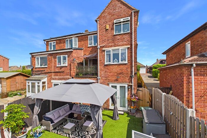 4 Bedroom Semi-Detached House For Sale In Rosegarth Avenue, Aston, Sheffield, South Yorkshire, S26