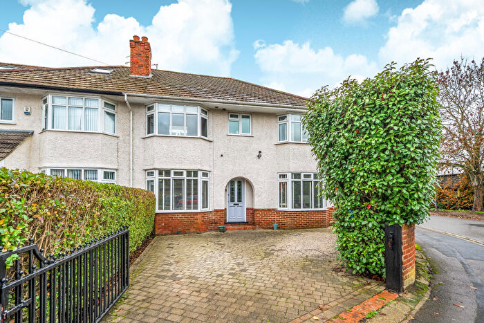 4 Bedroom Semi Detached House For Sale In Summerleaze Road, Maidenhead, SL6