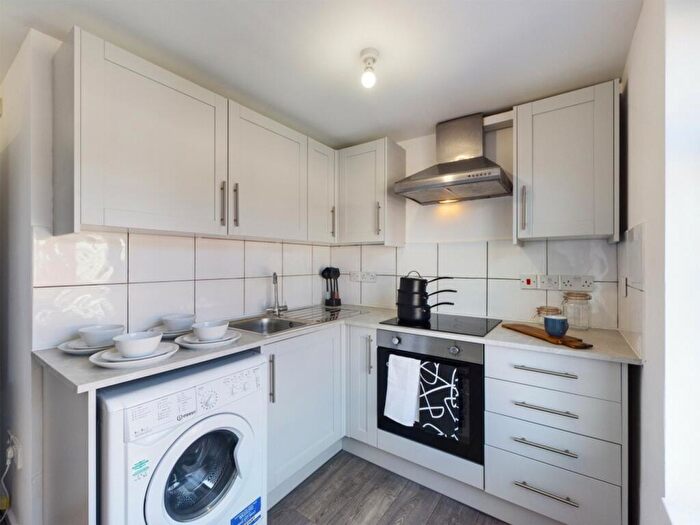 4 Bedroom House To Rent In Haydn Avenue, Manchester, M14