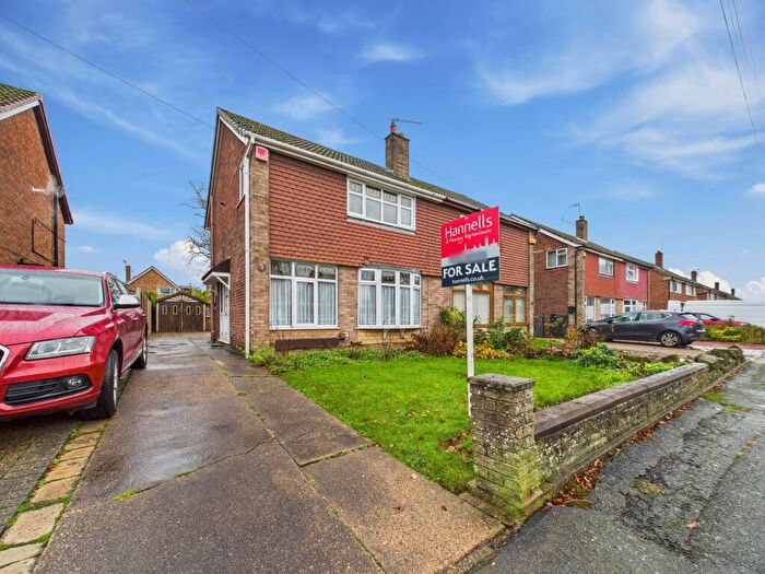 3 Bedroom Semi-Detached House For Sale In Hamilton Road, Spondon, DE21