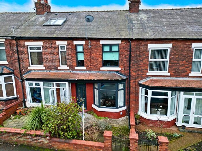 2 Bedroom Terraced House For Sale In Clarendon Road, Hyde, Greater Manchester, SK14