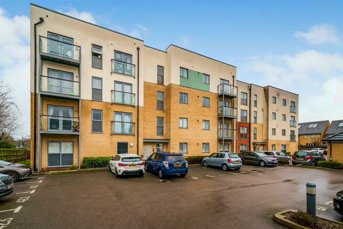 2 Bedroom Apartment To Rent In Drury Lane, Stevenage, SG1