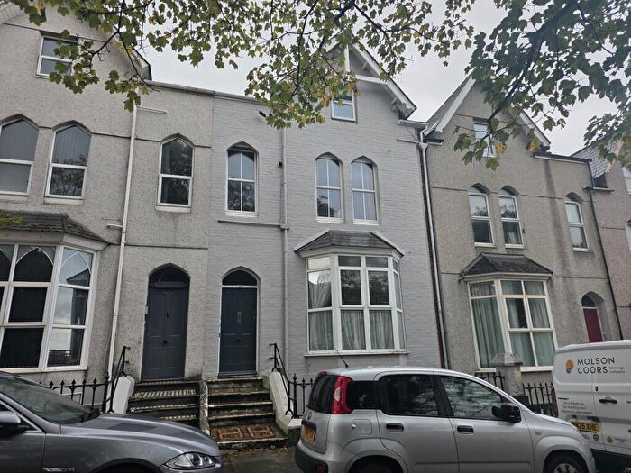 1 Bedroom Flat To Rent In Napier Terrace, Plymouth, PL4