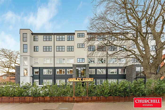 2 Bedroom Flat For Sale In Blake Hall Road, Wanstead, E11