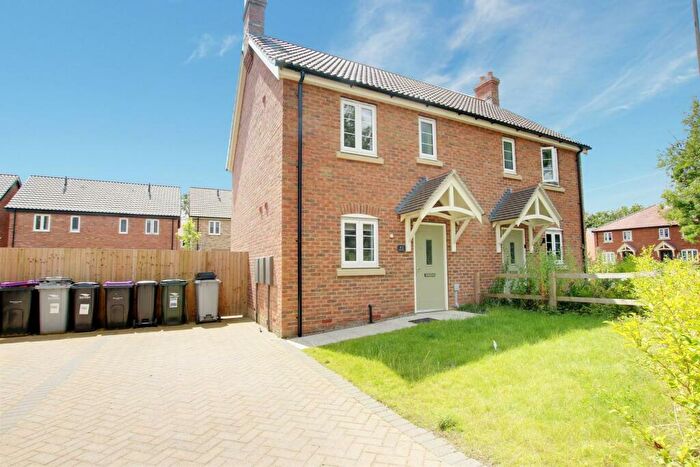 2 Bedroom Semi-Detached House For Sale In Bridgeways, Alford, LN13