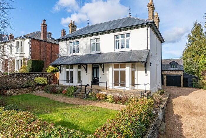 6 Bedroom Detached House To Rent In Knoll Road, Dorking, RH4