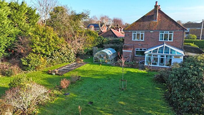 4 Bedroom Detached House For Sale In The Close, Sway, Lymington, Hampshire, SO41