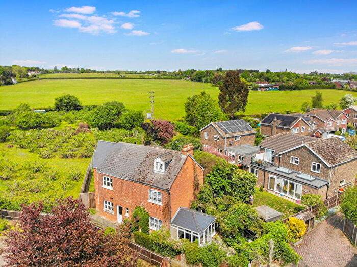 3 Bedroom Semi-Detached House For Sale In The Street, Mereworth, Maidstone, ME18