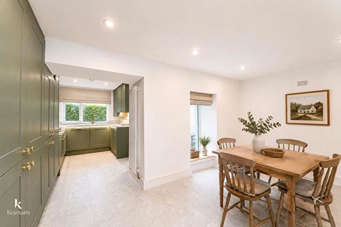 2 Bedroom Cottage For Sale In Farmers Row, Blackburn, BB2