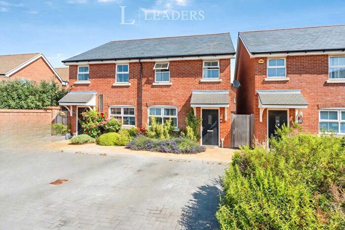 3 Bedroom Semi-Detached House For Sale In Collett Crescent, Emsworth, West Sussex, PO10